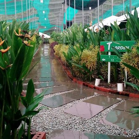 T Garden Villa Pantai Cenang  Exterior photo